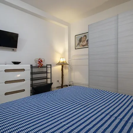 Apartment La Sebastiana *